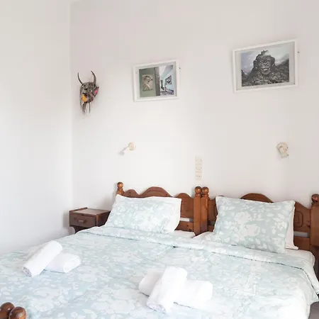 Frida'S Apartments Argyrades Zewnętrze zdjęcie
